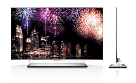 LG 55EM9600 1 450x276 В продажу поступает ультратонкий 55 дюймовый OLED телевизор LG