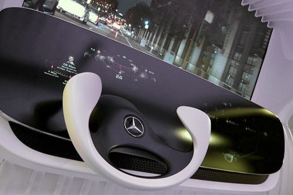 Интеллектуальная система управления автомобилем DICE от Mercedes-Benz